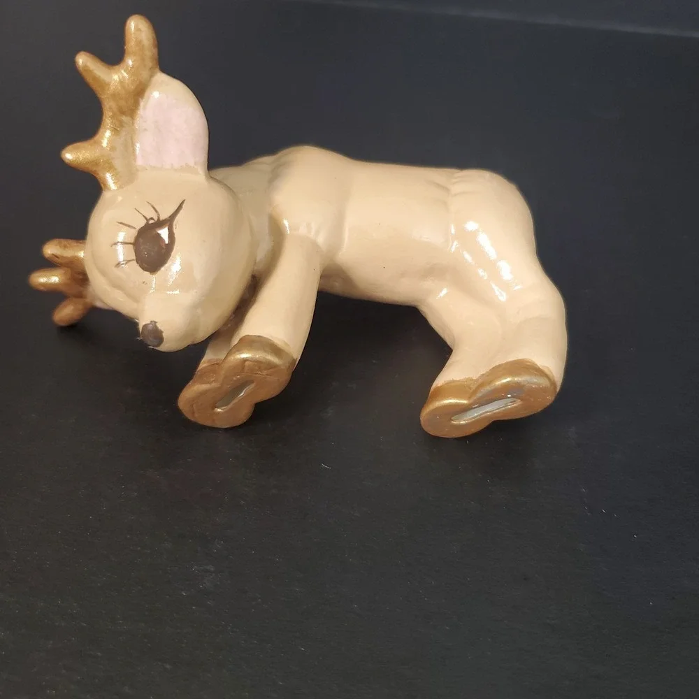 Kitchy Reindeer Ceramic Figurine Lot Of 2 - Grazing 4